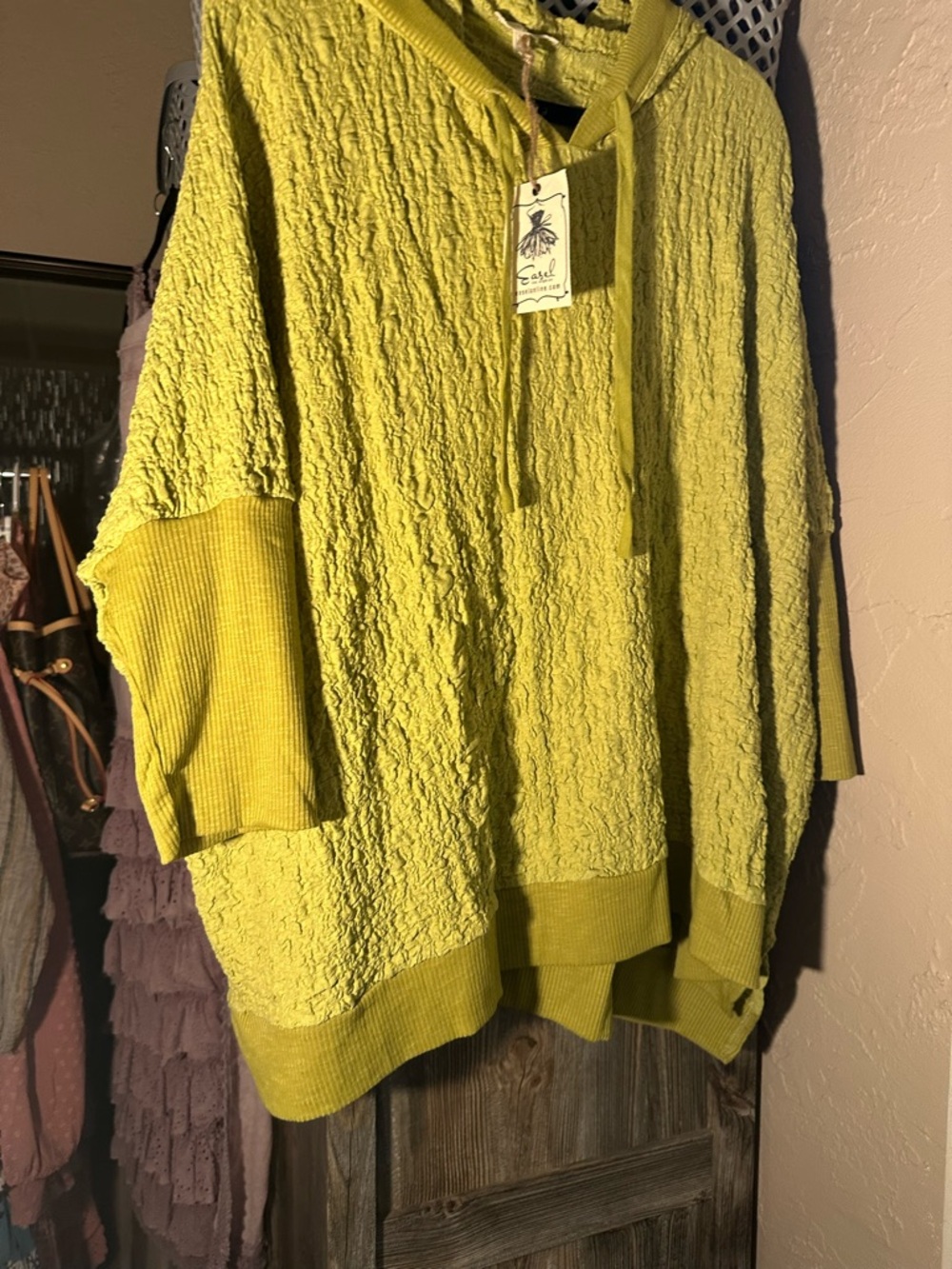 Easel brand Chartreuse Textured Hoodie - Picture 2 of 6